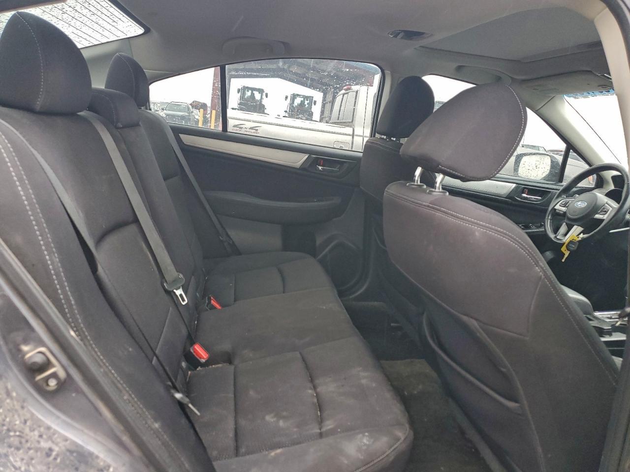 2015 SUBARU Legacy