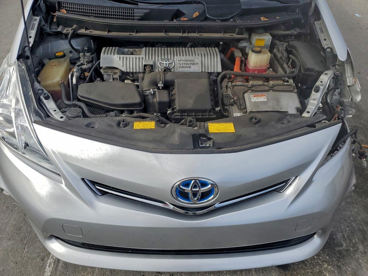 2012 TOYOTA PRIUS V