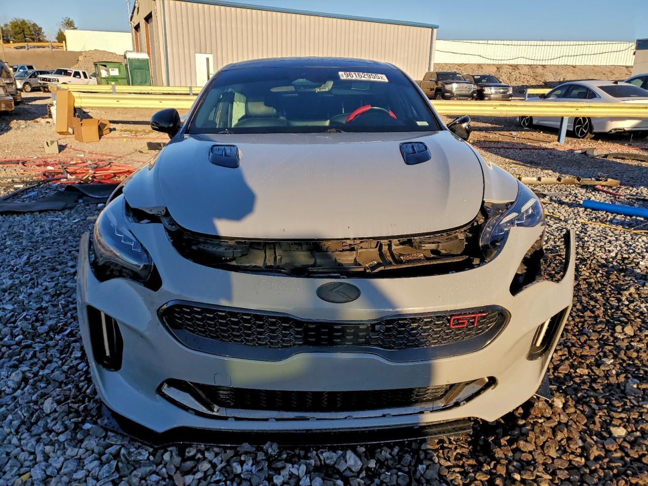 2022 KIA Stinger
