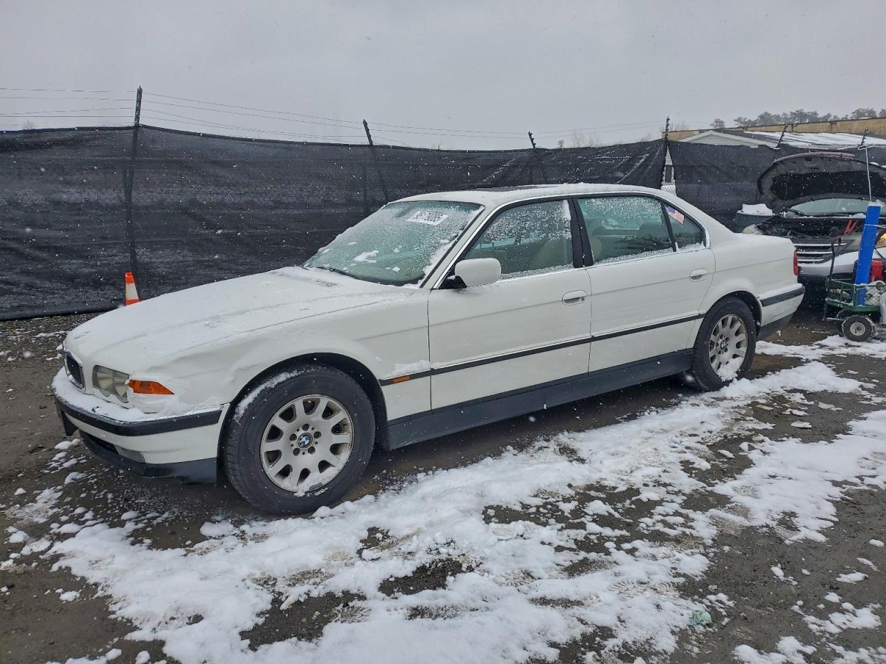 2000 BMW 7 series