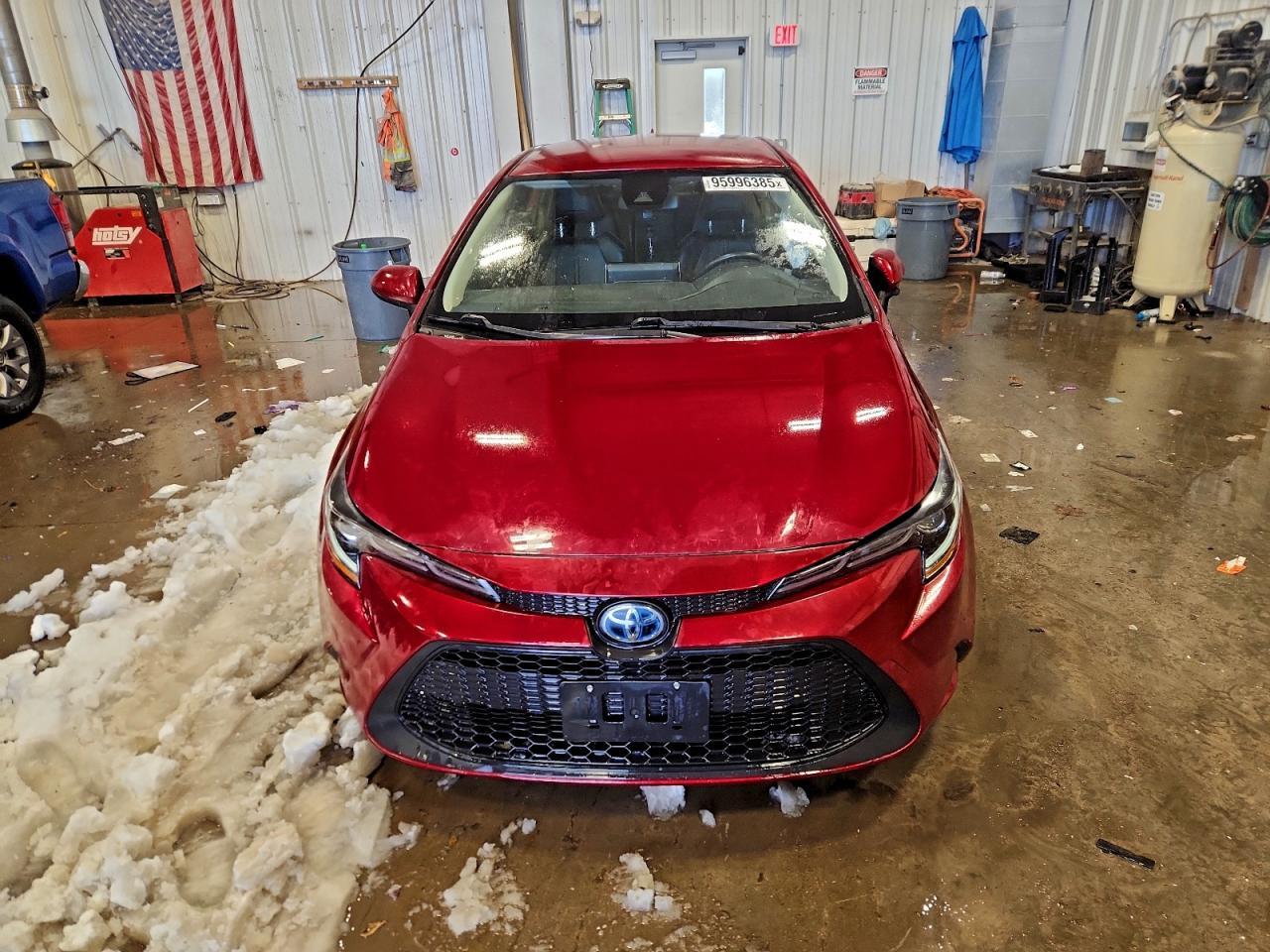 2022 TOYOTA COROLLA