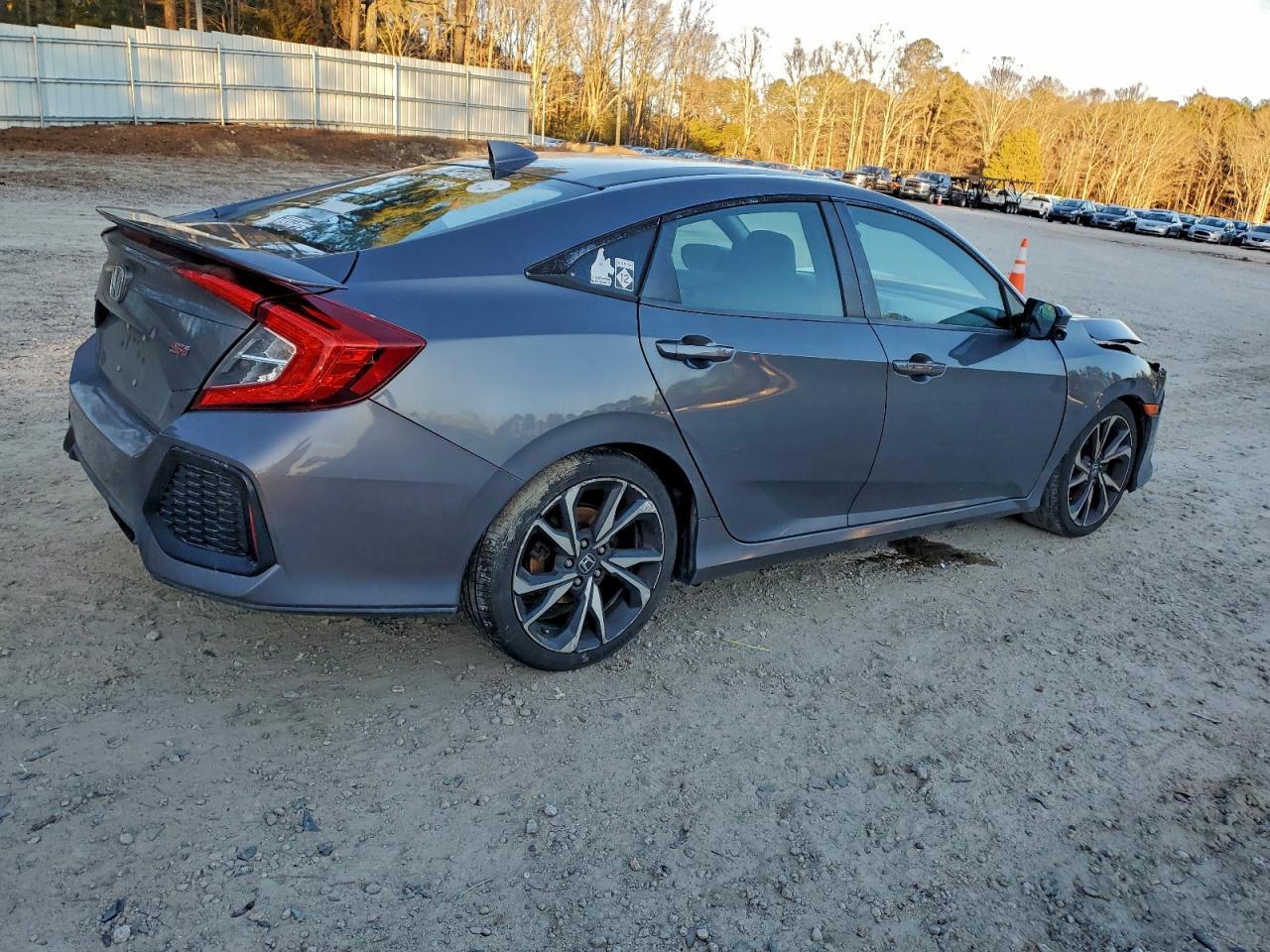 2018 HONDA CIVIC