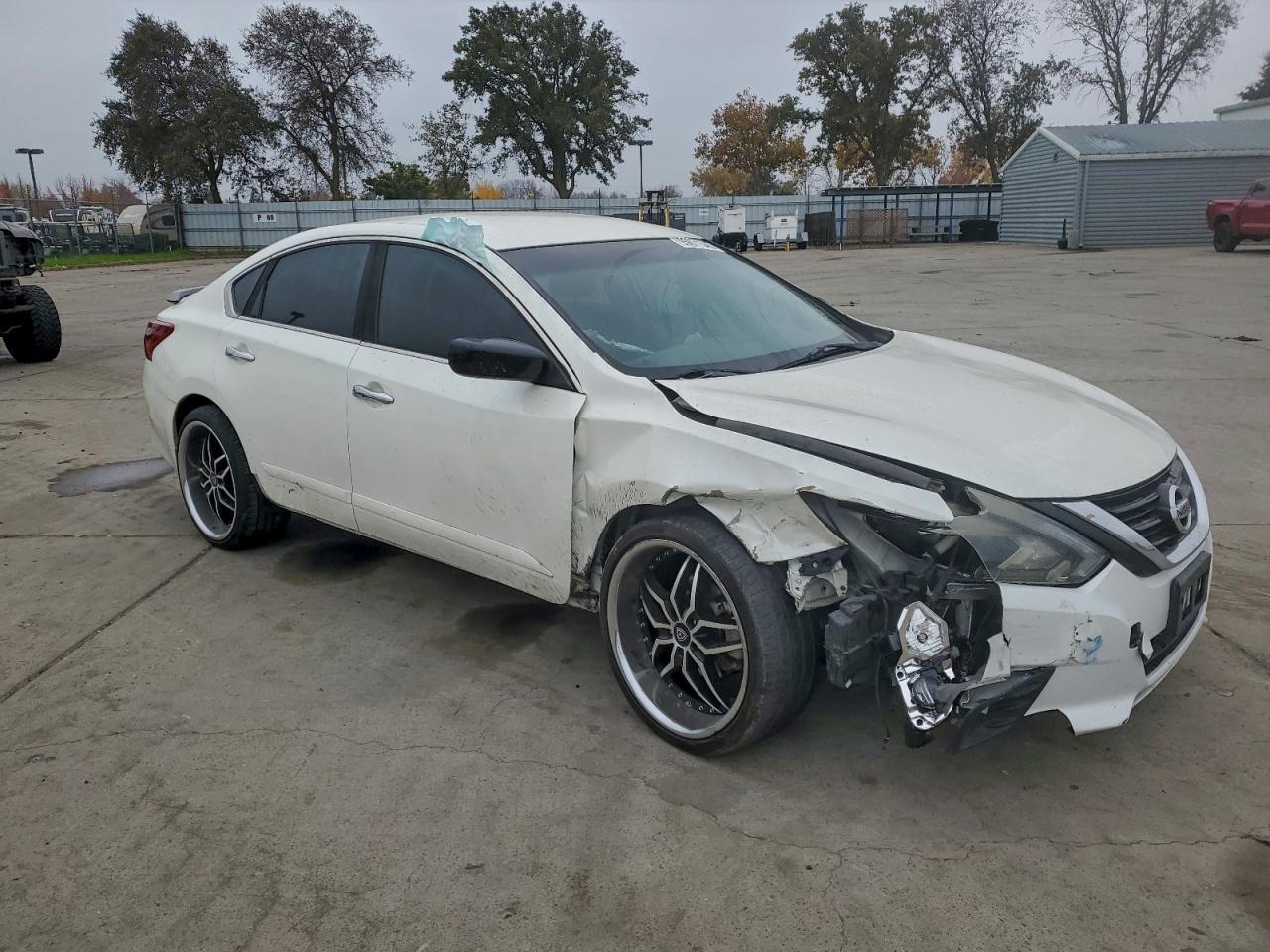 2017 NISSAN ALTIMA