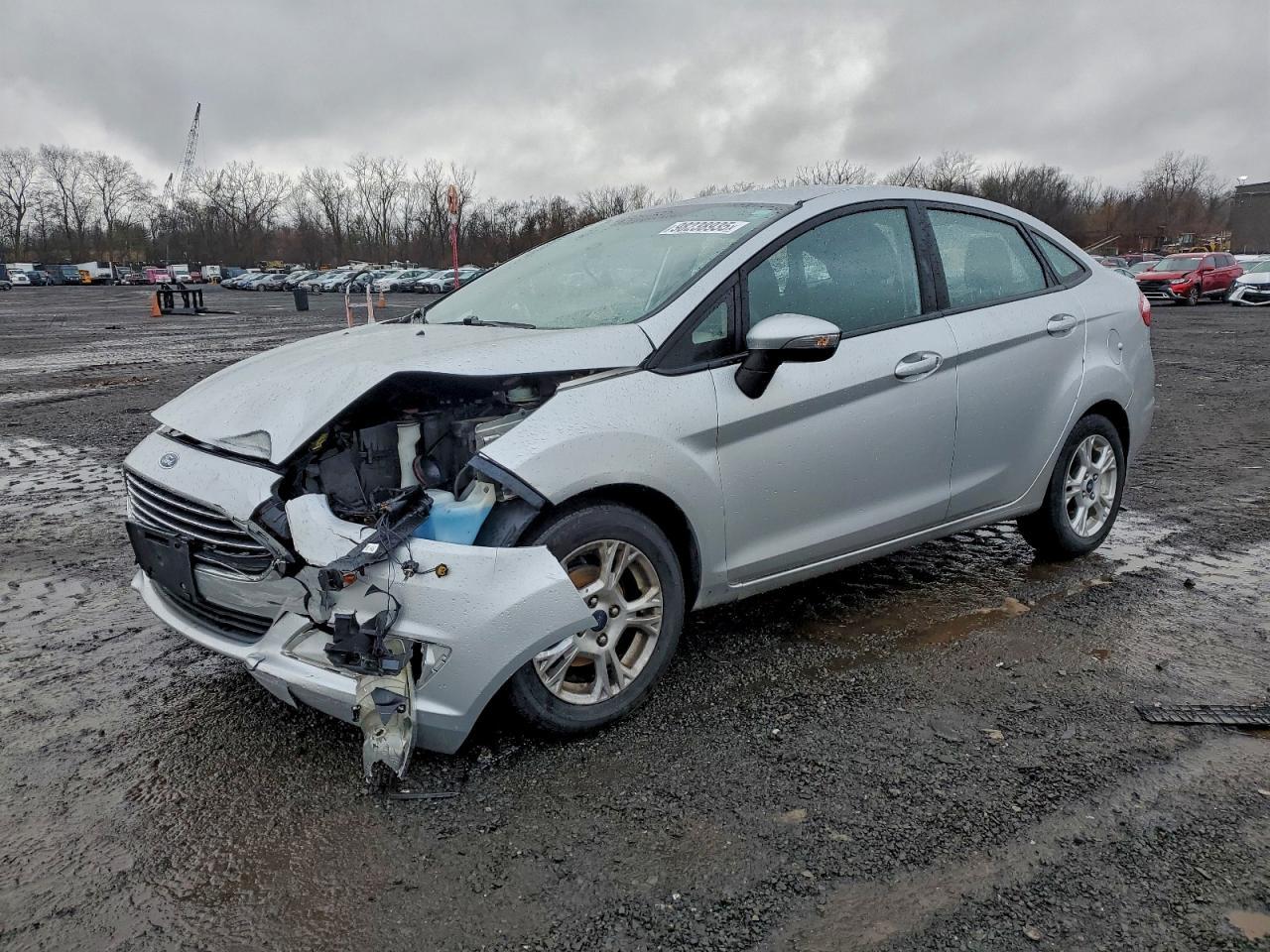 2015 FORD Fiesta