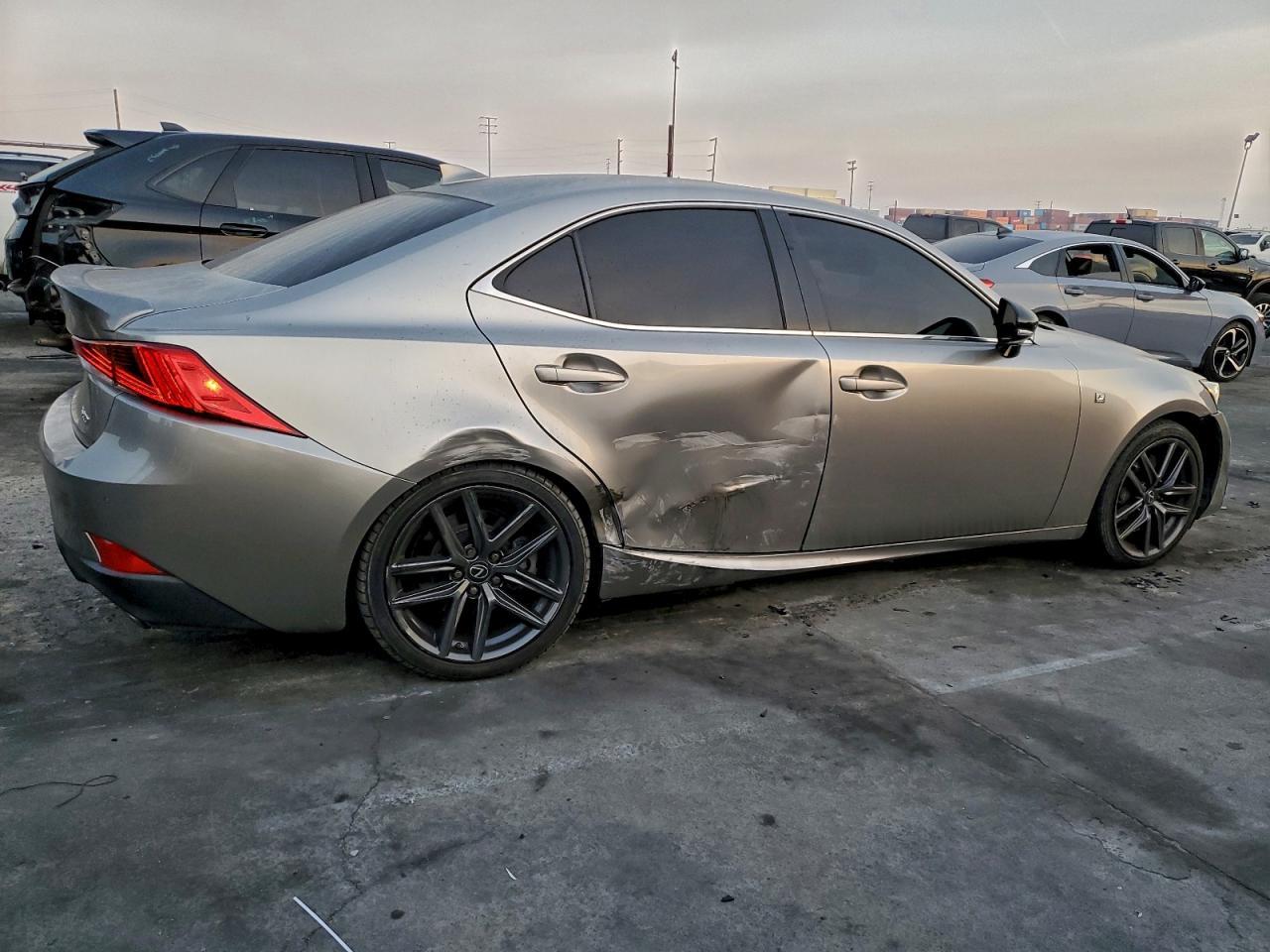 2019 LEXUS IS 300