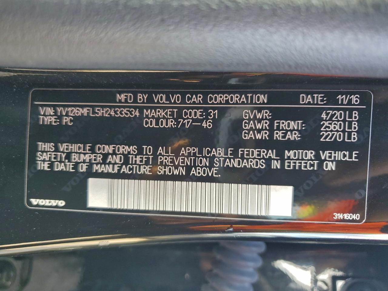 2017 VOLVO S60