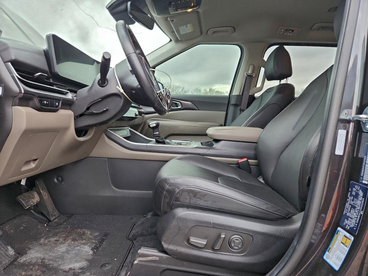2025 KIA Carnival