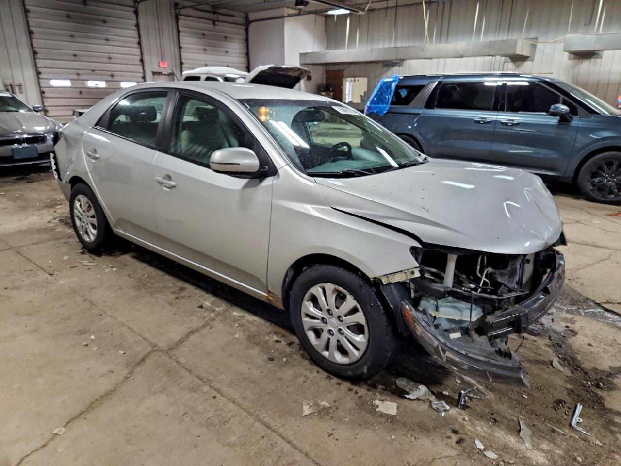 2011 KIA FORTE
