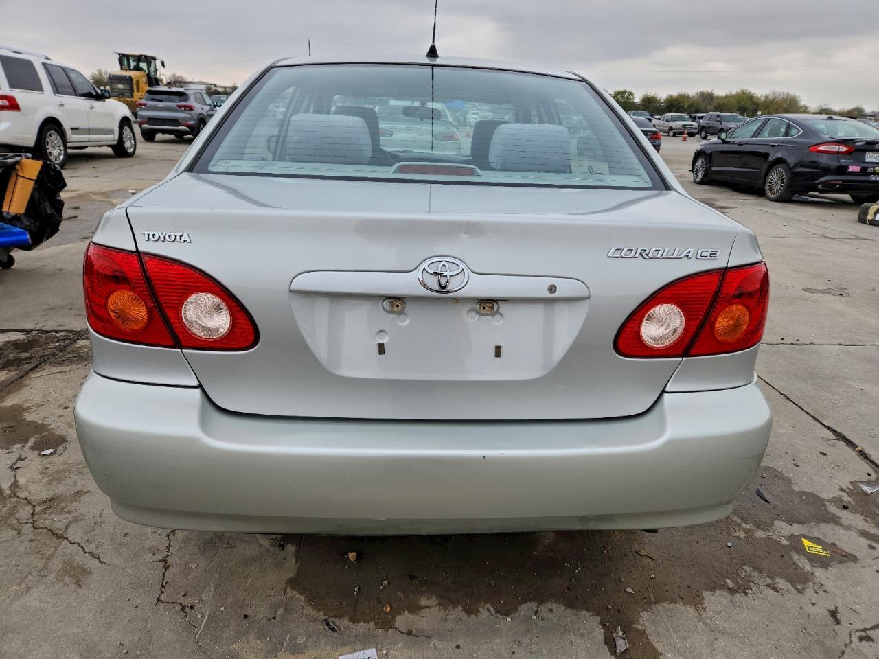 2004 TOYOTA COROLLA