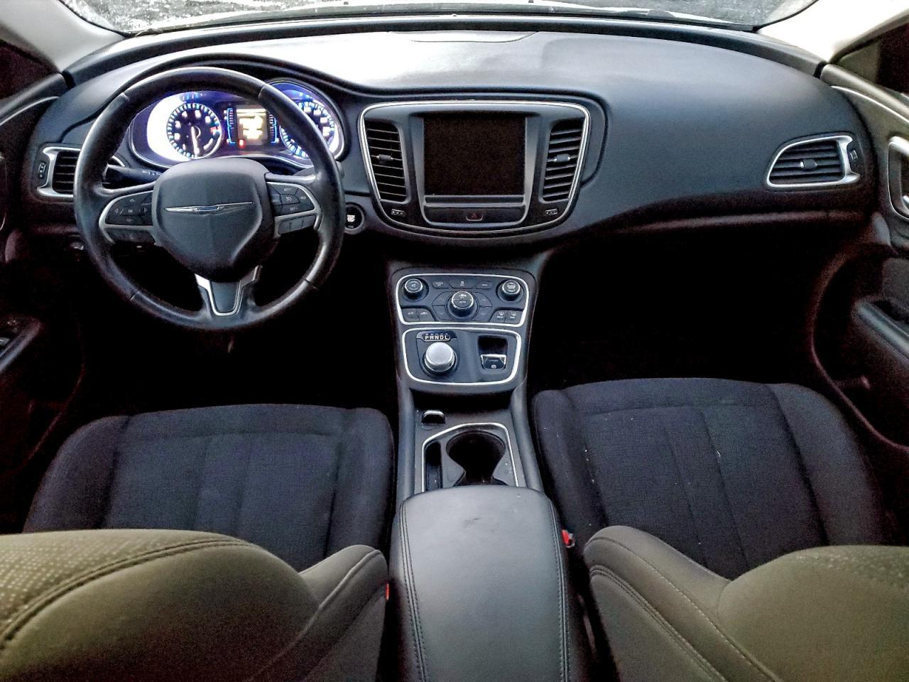 2016 CHRYSLER 200