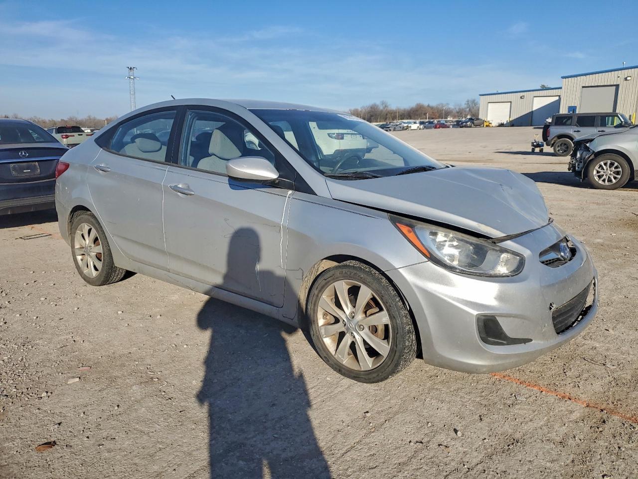 2012 HYUNDAI ACCENT