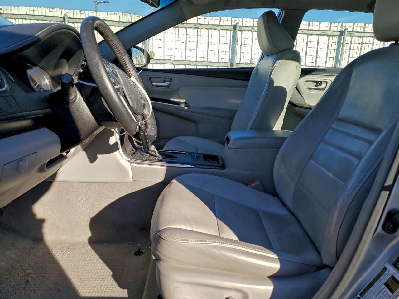 2017 TOYOTA CAMRY