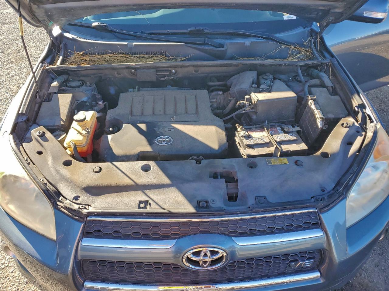 2012 TOYOTA RAV4