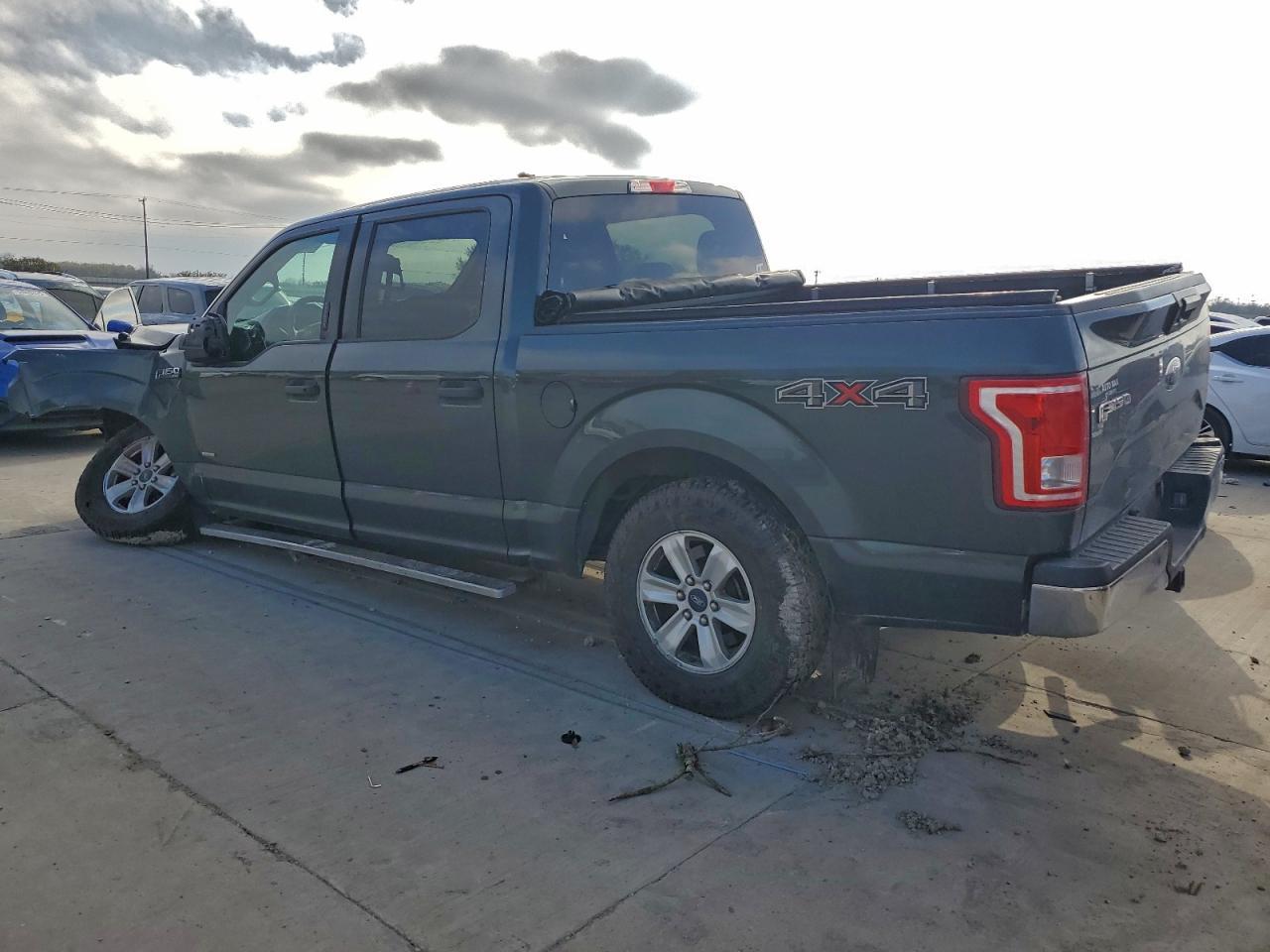 2015 FORD F-150