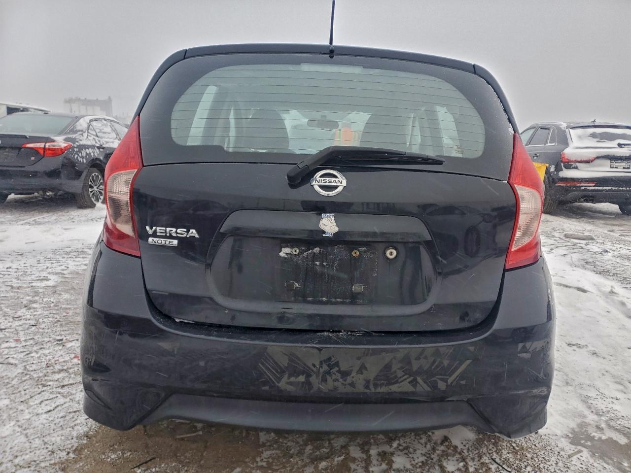 2017 NISSAN Versa Note