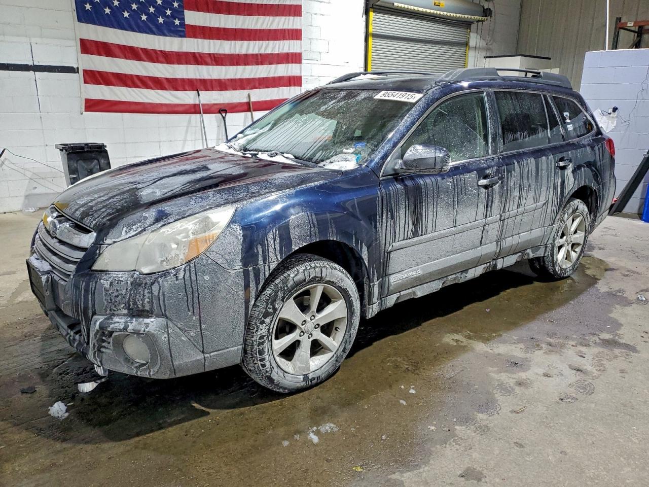 2013 SUBARU Outback