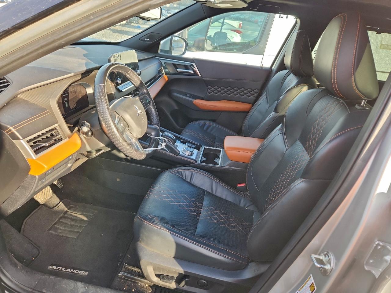 2022 MITSUBISHI outlander