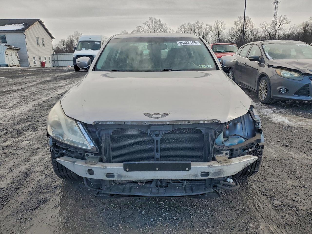 2013 HYUNDAI GENESIS