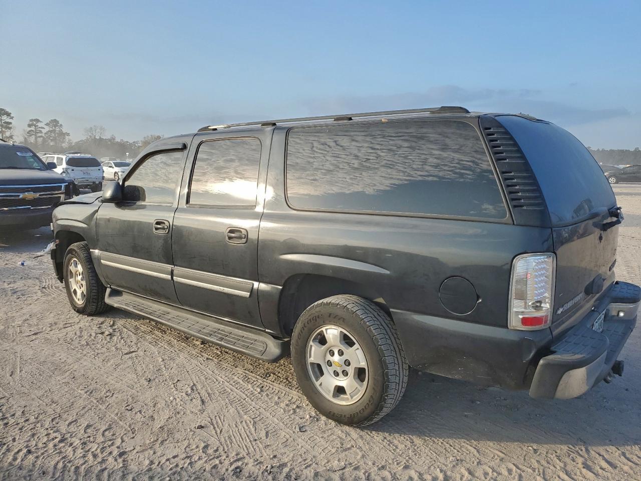 2004 CHEVROLET Suburban