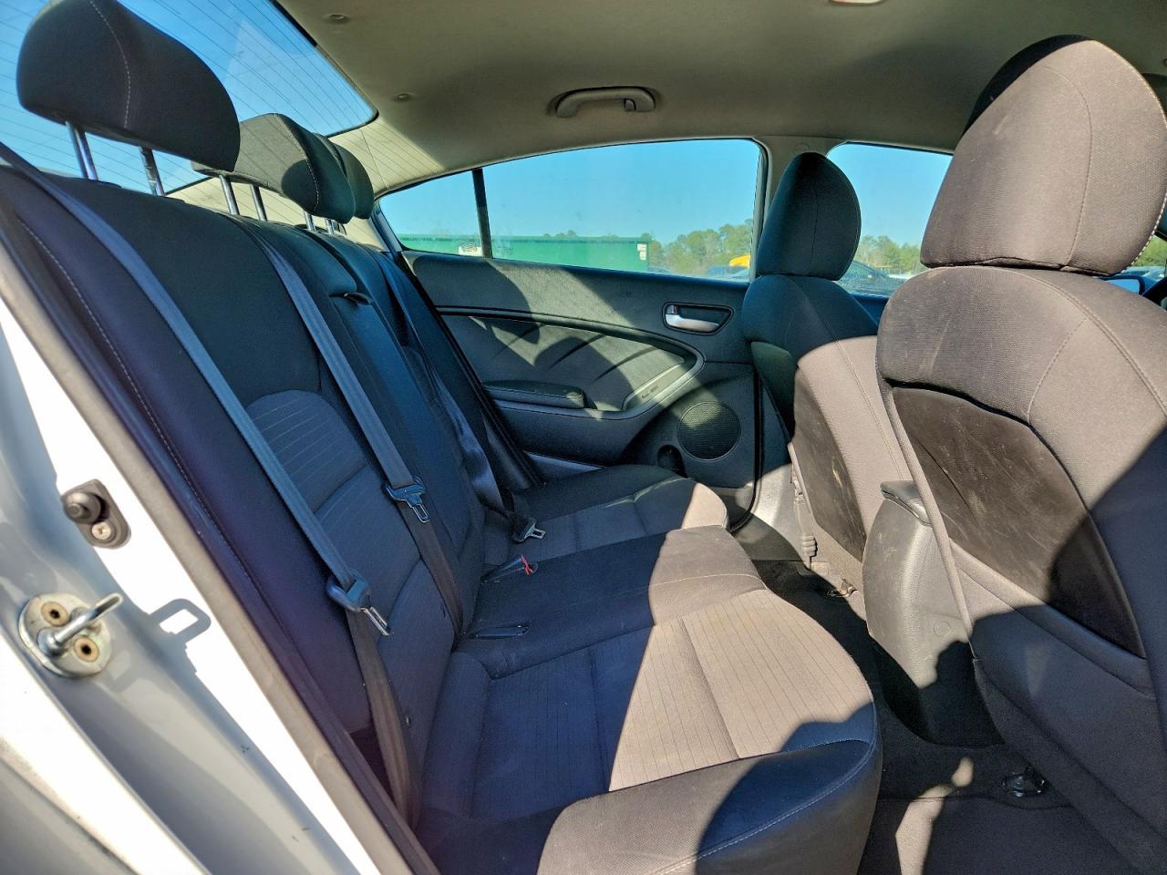 2017 KIA FORTE