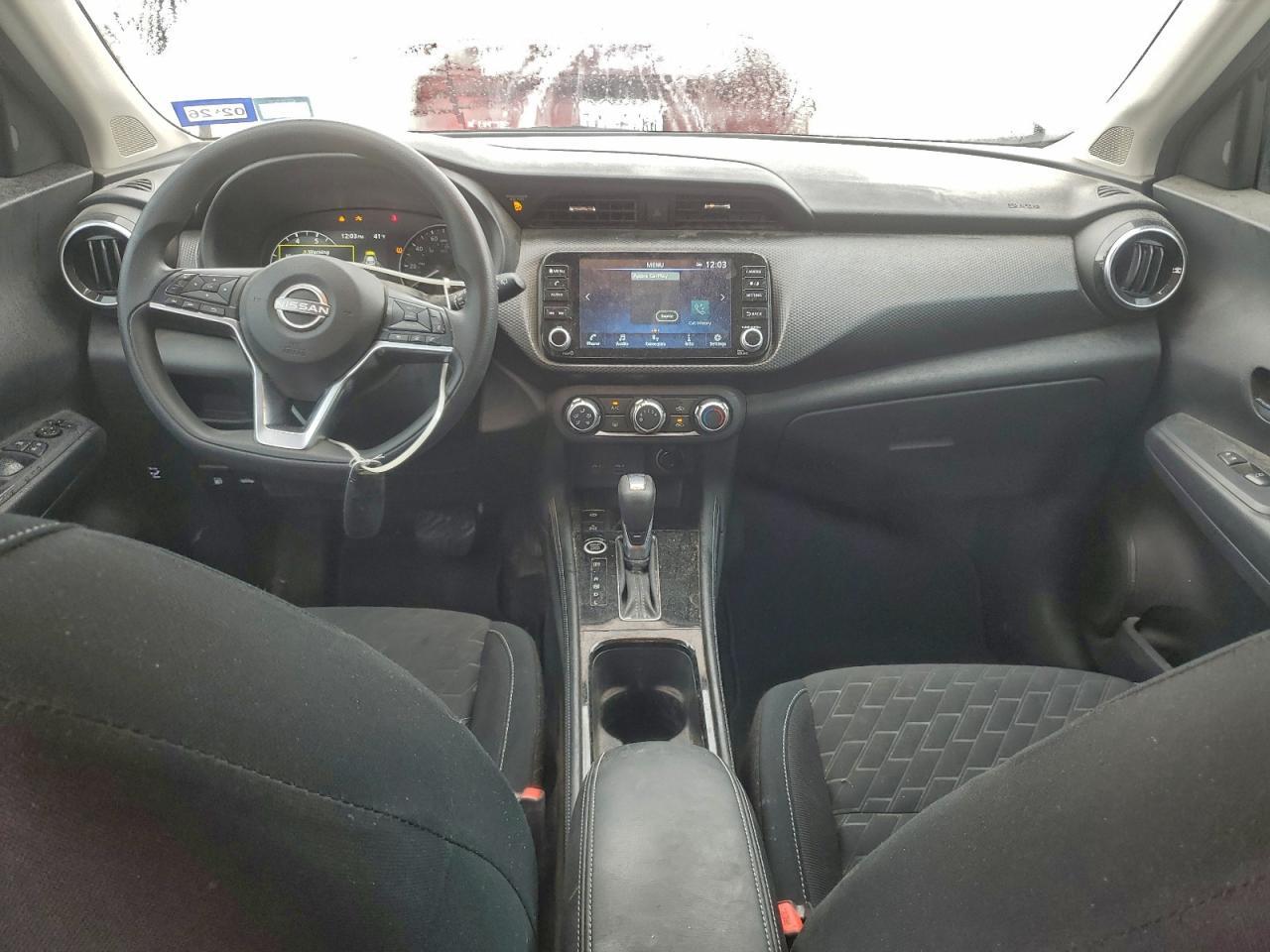 2024 NISSAN KICKS
