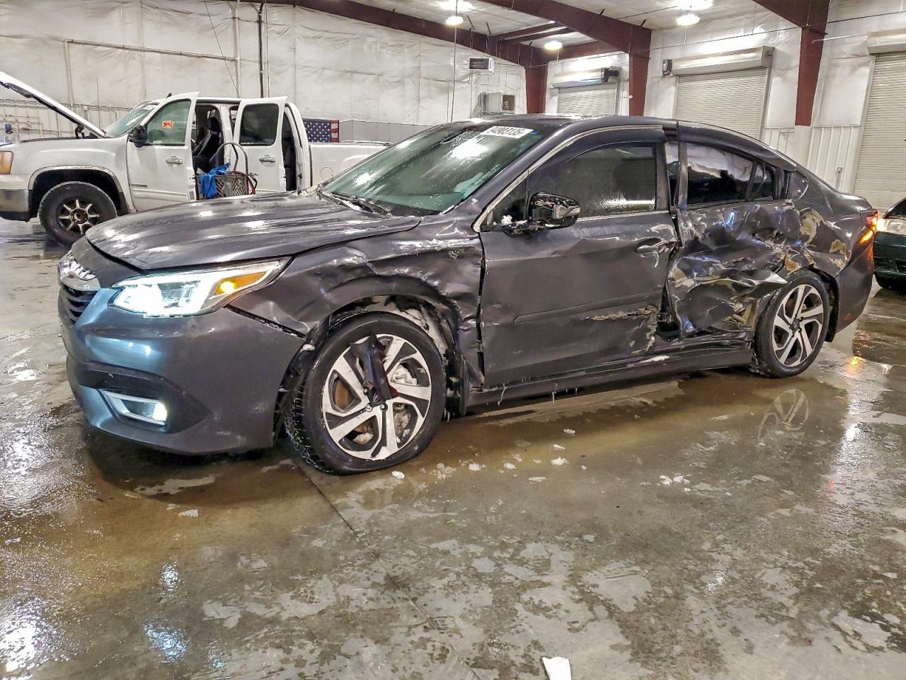 2020 SUBARU Legacy