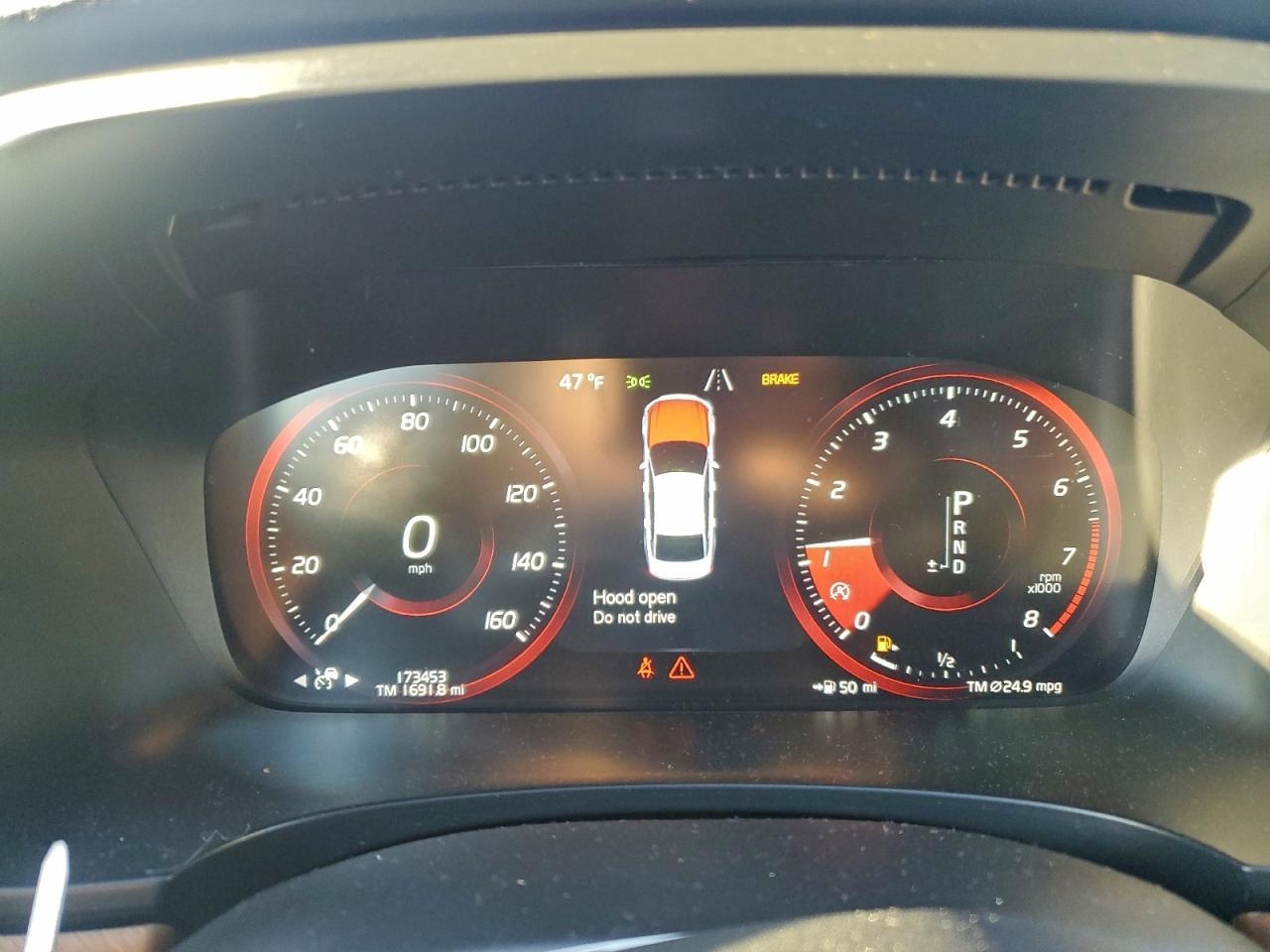 2018 VOLVO S90
