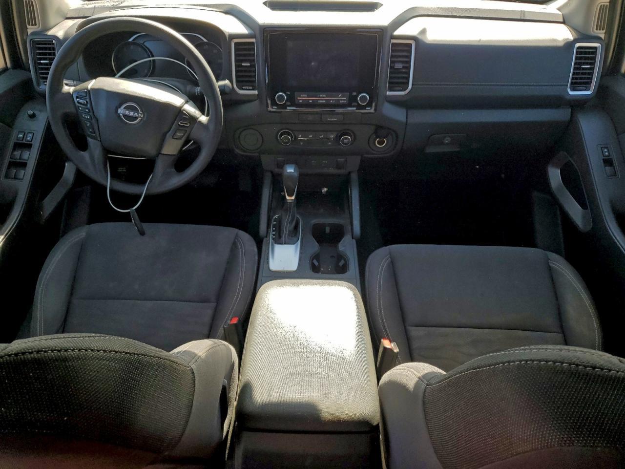 2022 NISSAN Frontier