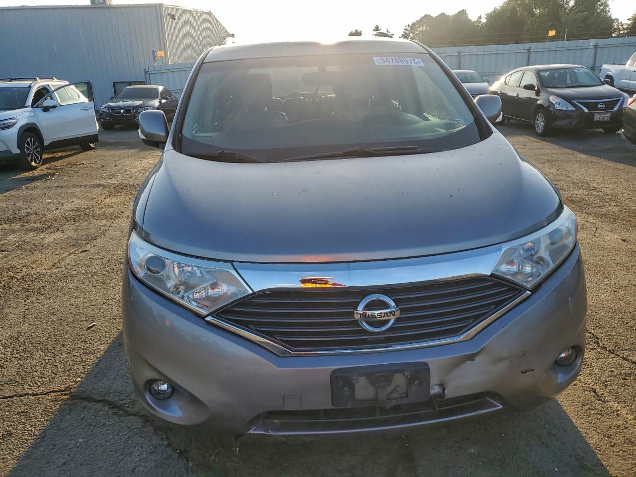 2011 NISSAN Quest