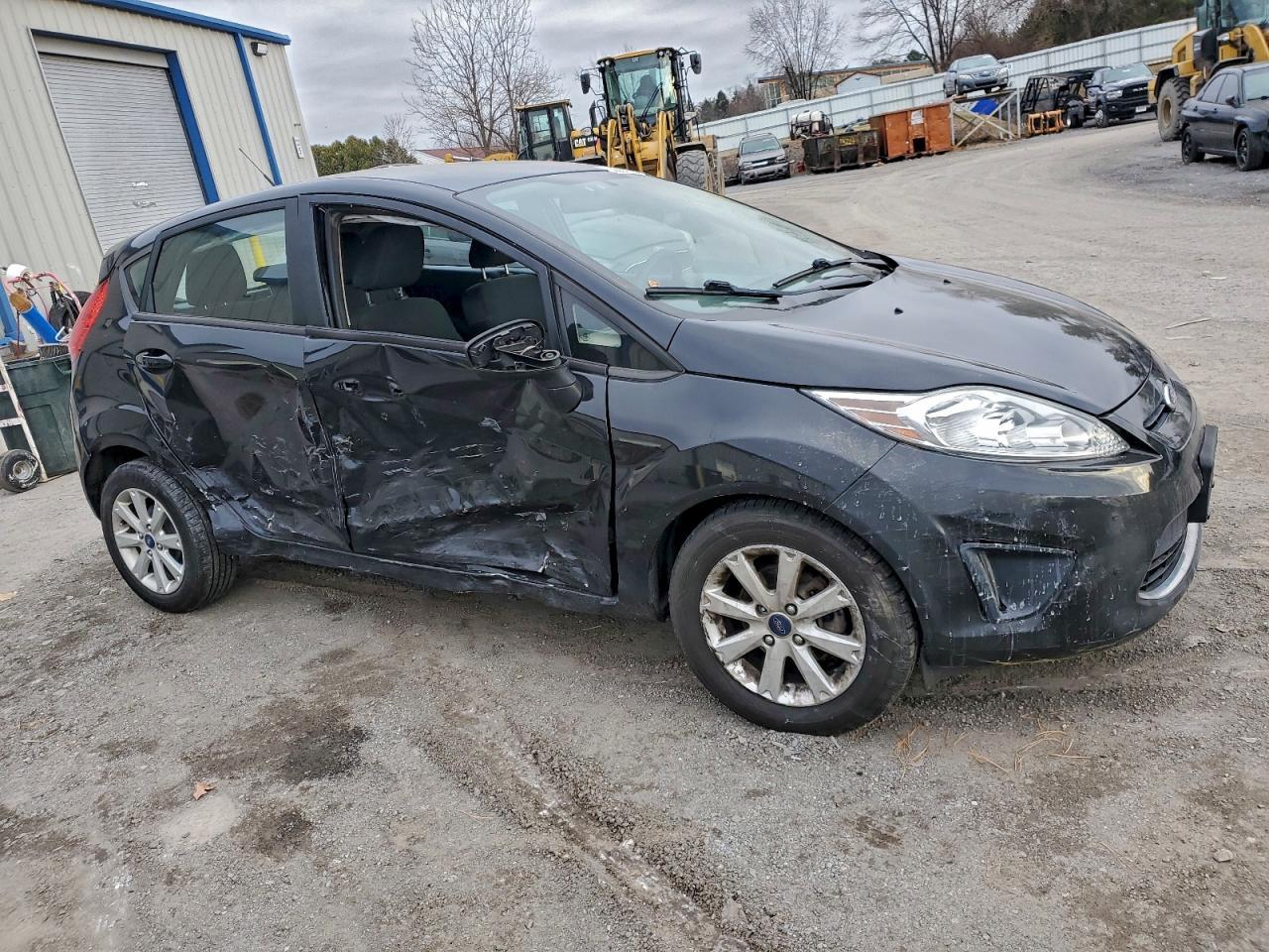 2012 FORD Fiesta
