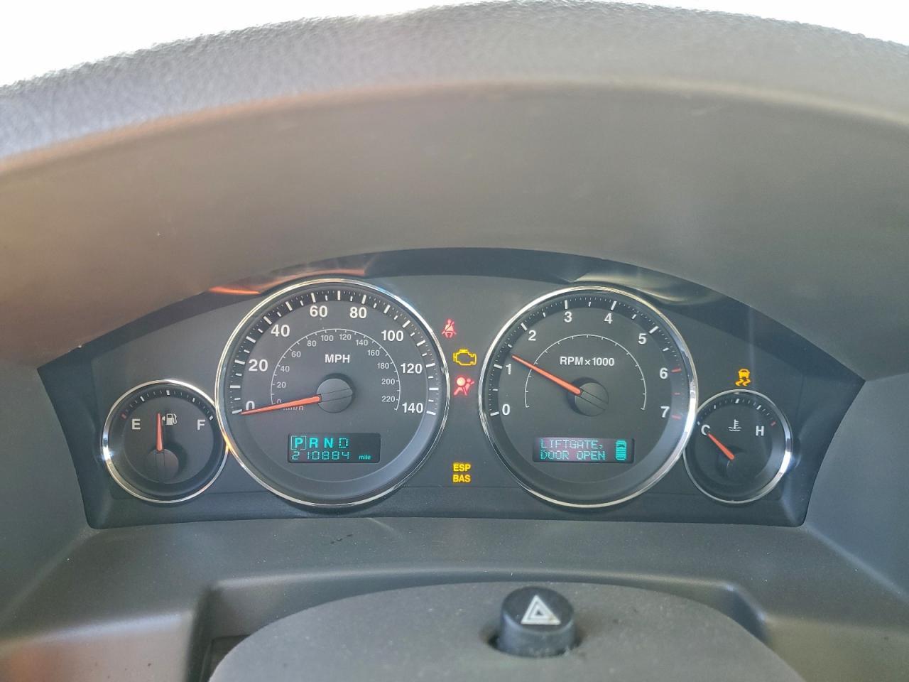 2006 JEEP Commander