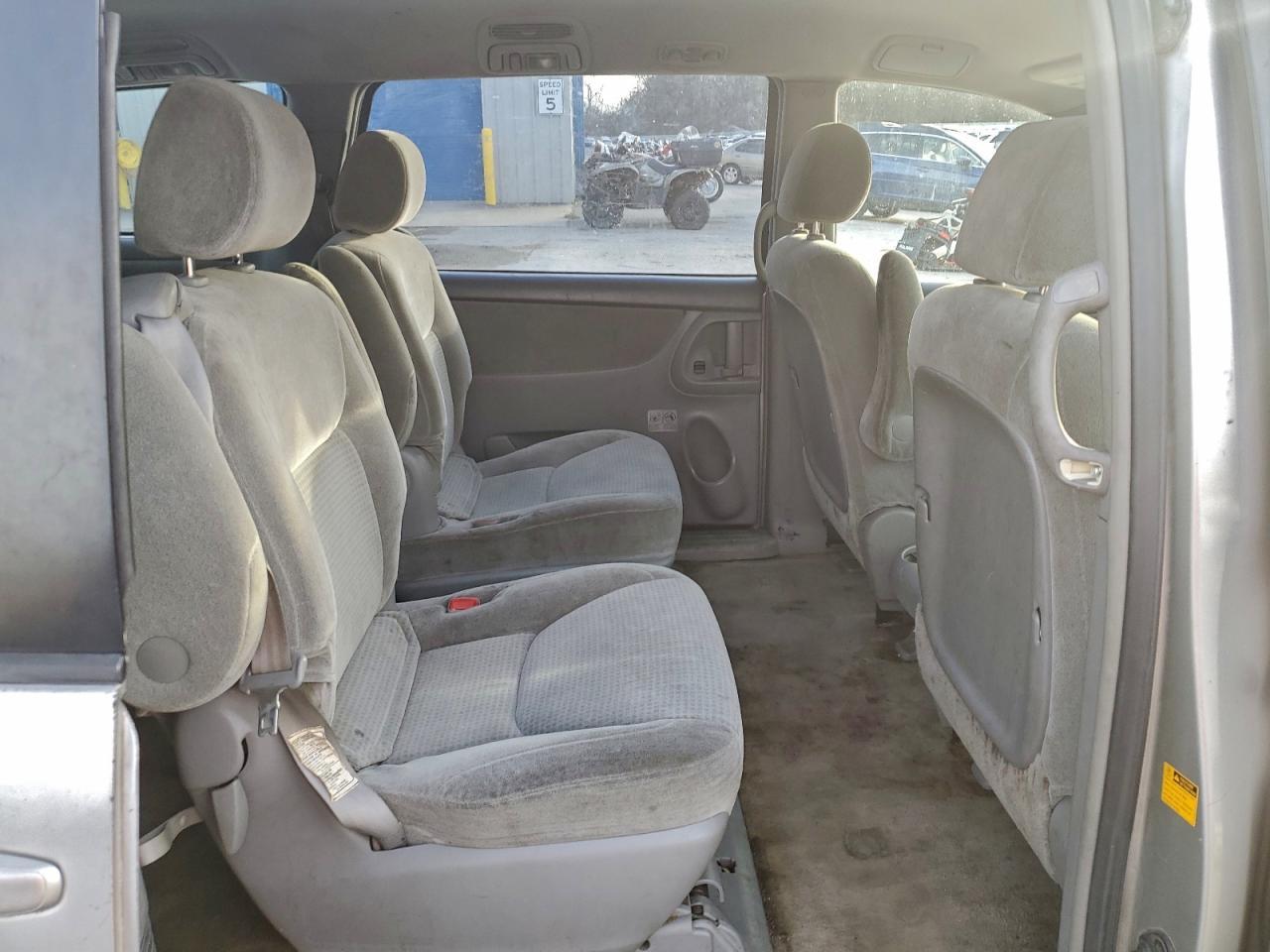 2006 TOYOTA SIENNA