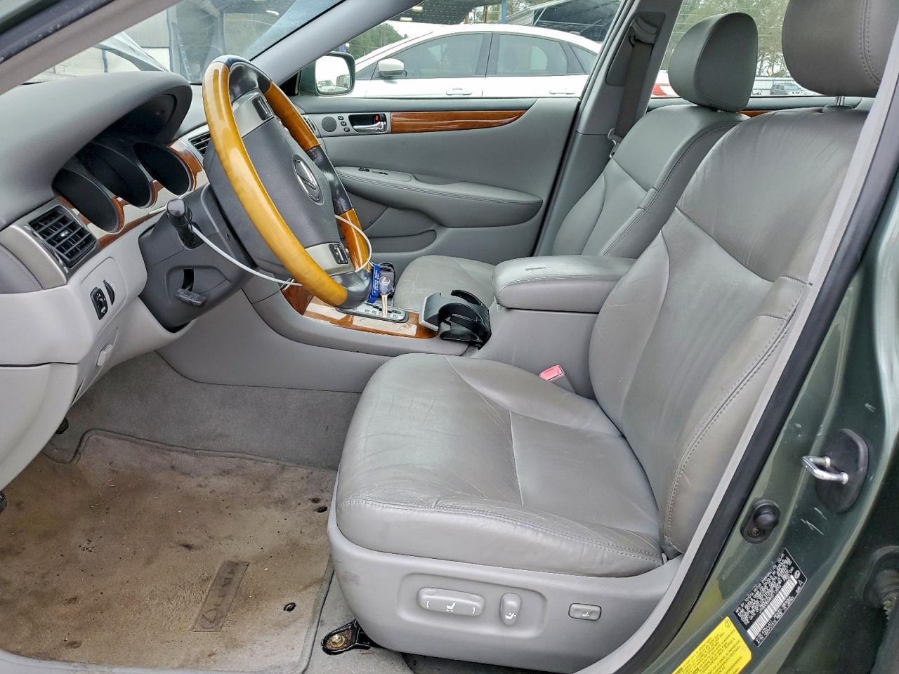 2005 LEXUS ES 330