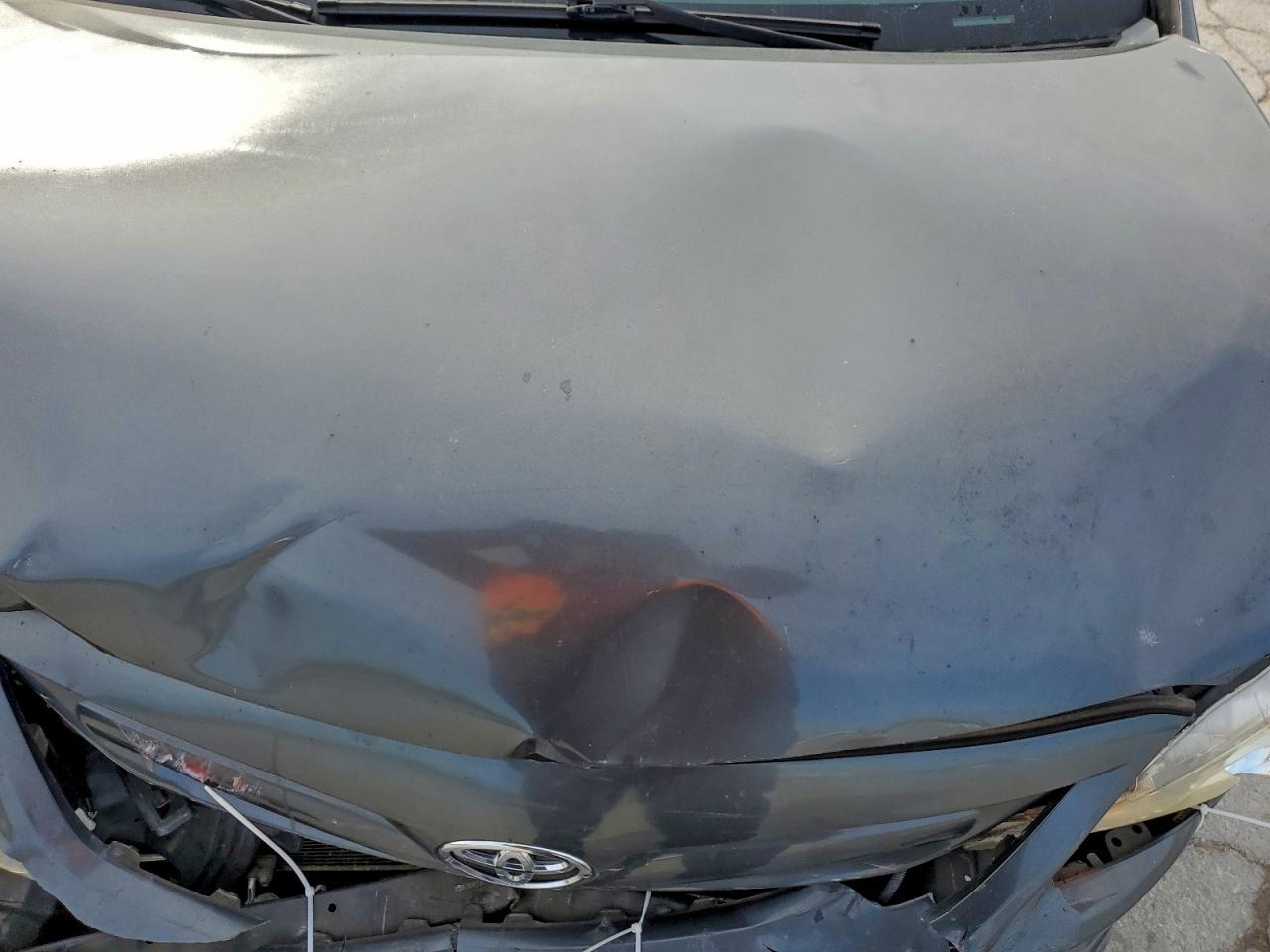 2011 TOYOTA COROLLA