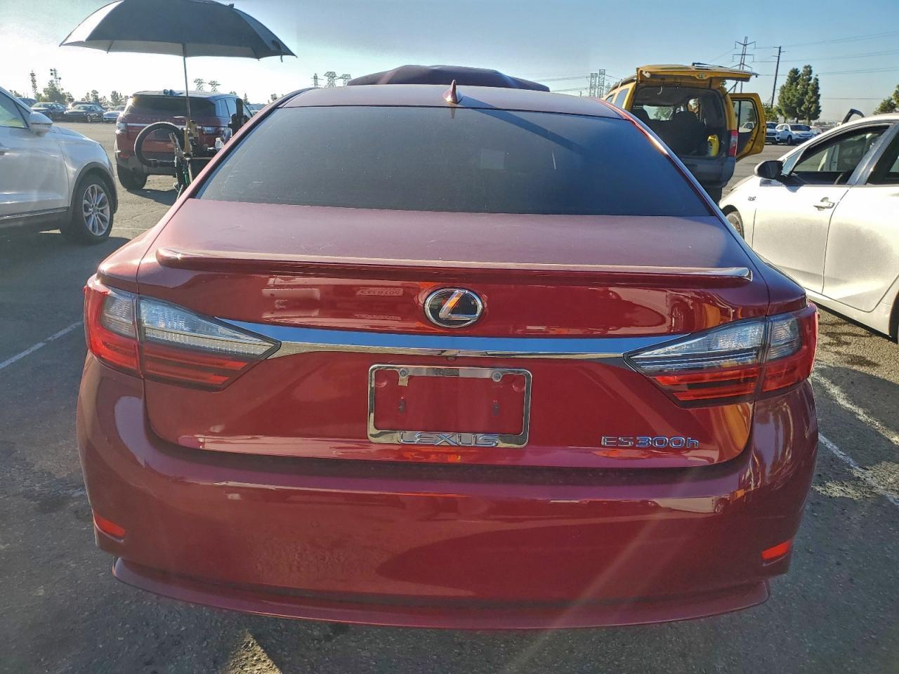 2016 LEXUS ES 300H
