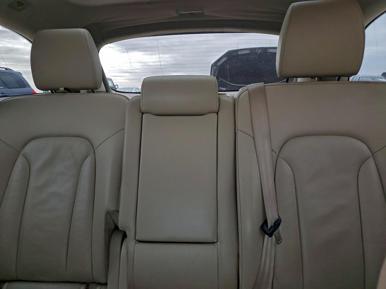 2012 AUDI Q7