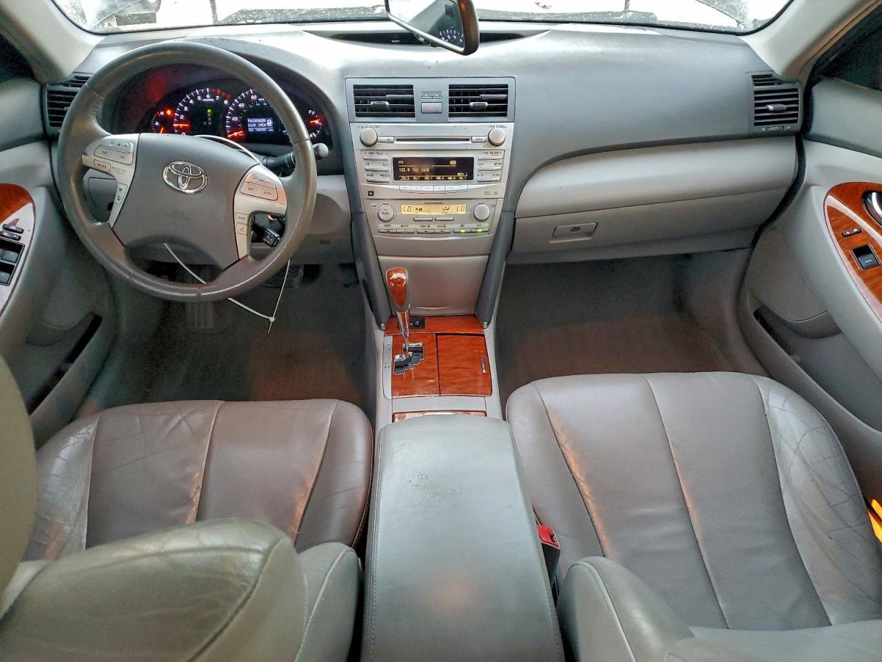 2010 TOYOTA CAMRY