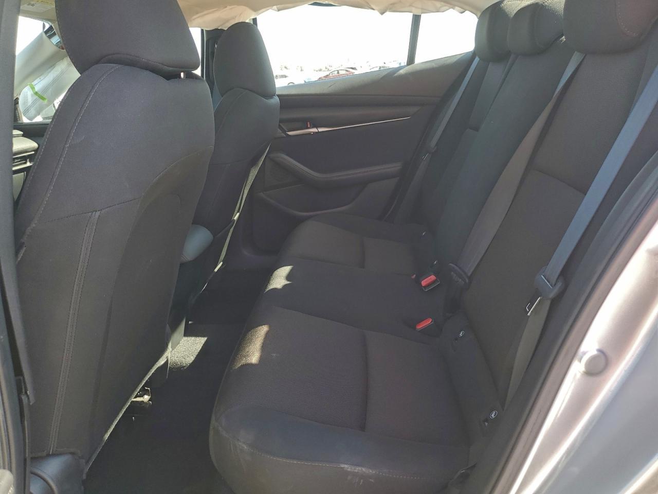 2019 MAZDA 3