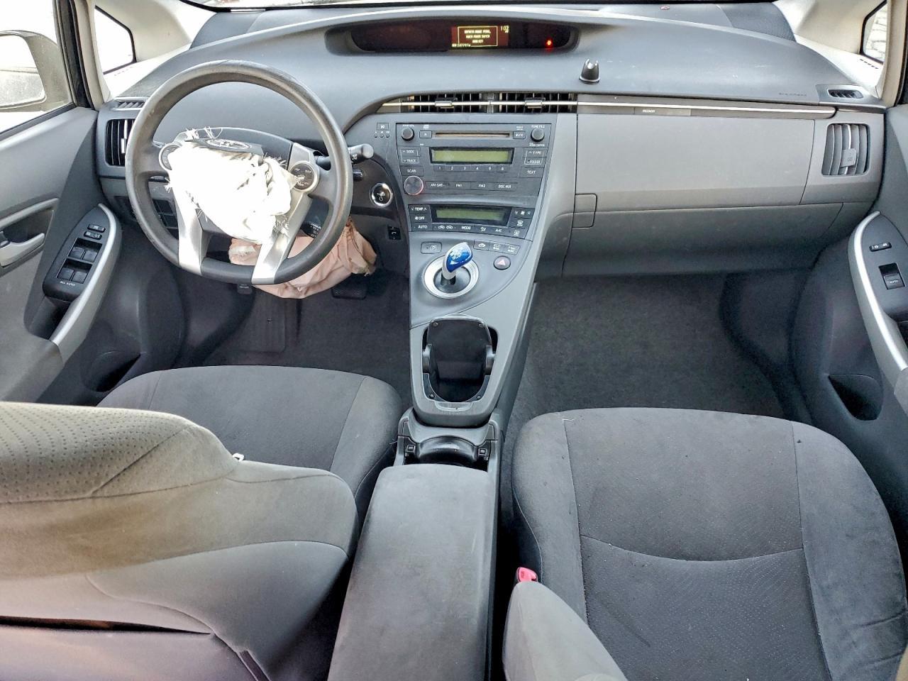 2011 TOYOTA PRIUS