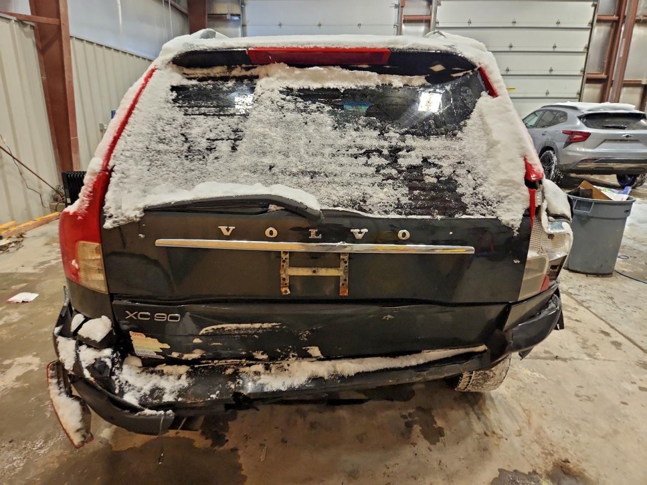2011 VOLVO XC90