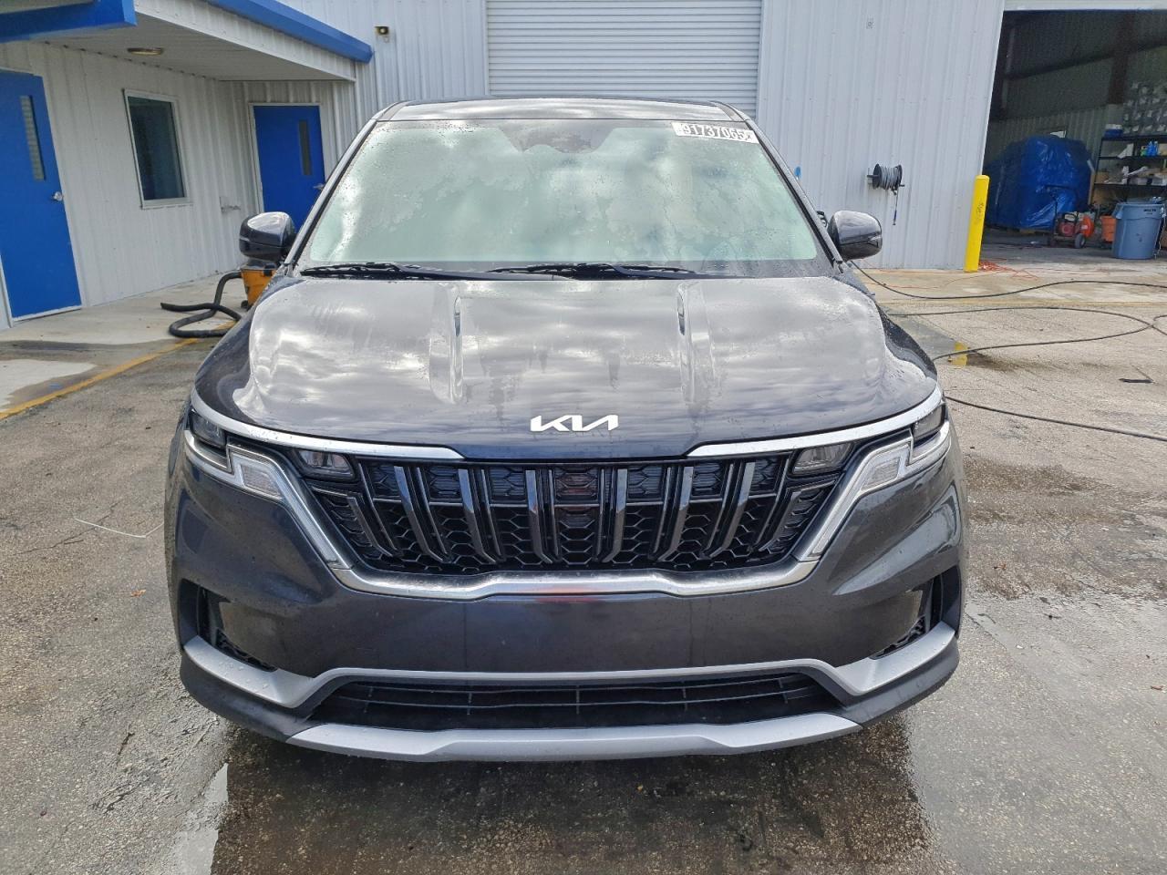 2024 KIA Carnival