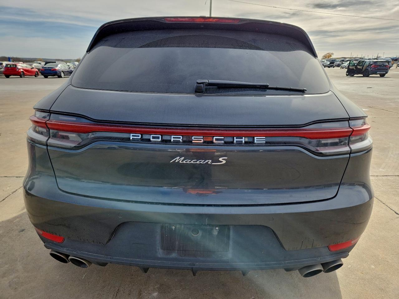 2021 PORSCHE Macan
