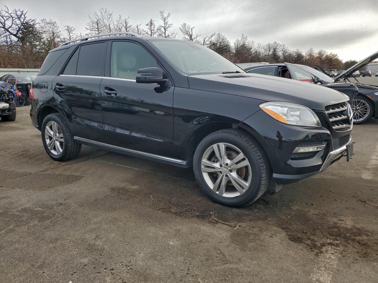 2015 MERCEDES-BENZ ML-Class