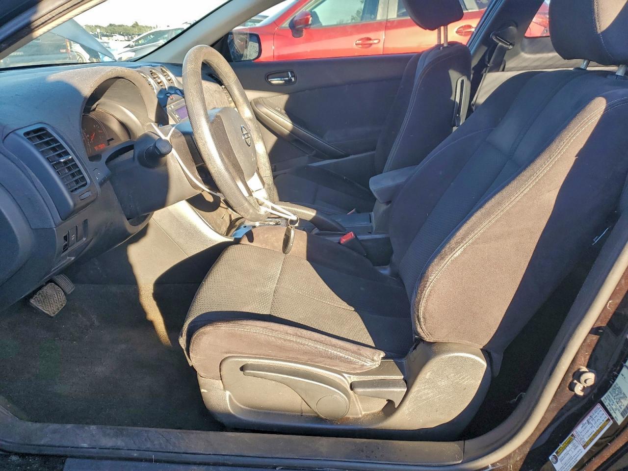 2010 NISSAN ALTIMA