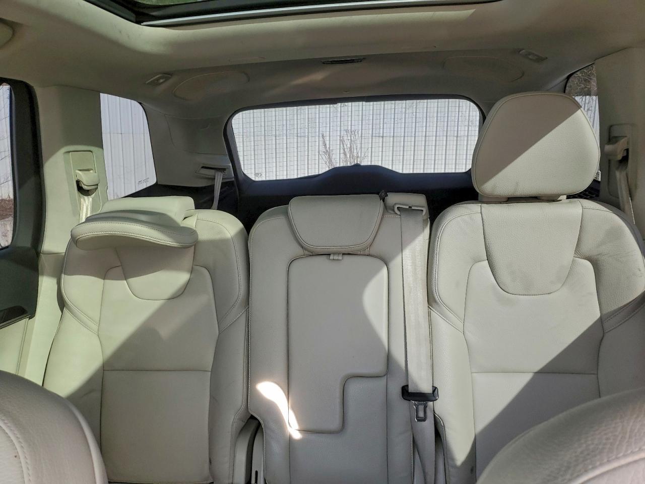 2018 VOLVO XC90
