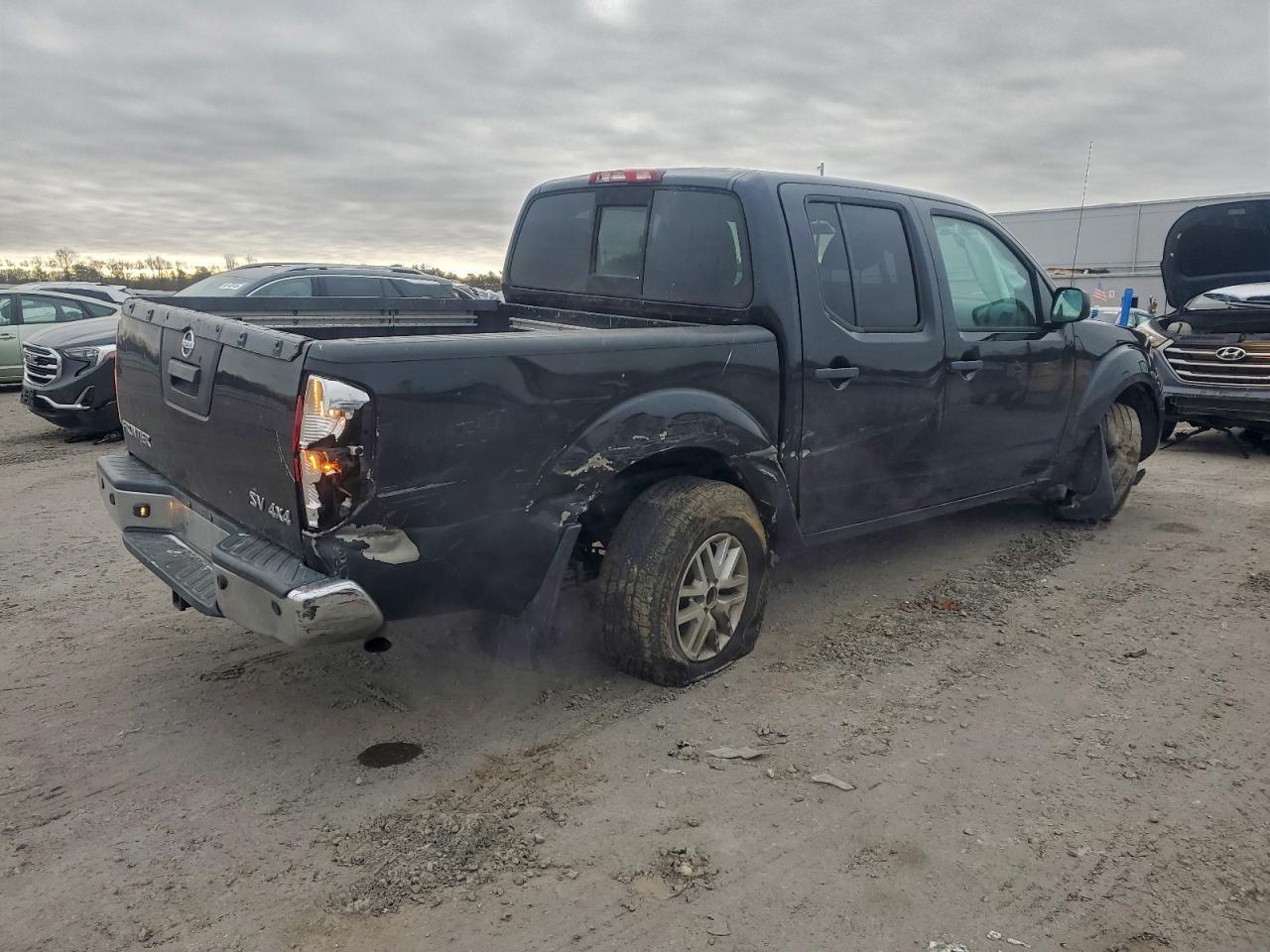 2019 NISSAN Frontier