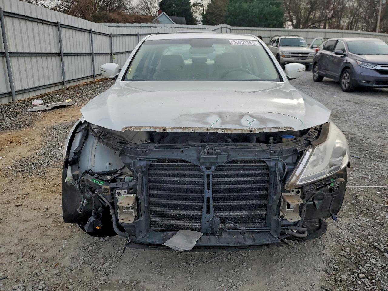 2012 HYUNDAI GENESIS