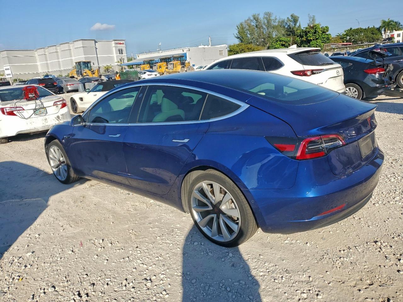 2019 TESLA MODEL 3