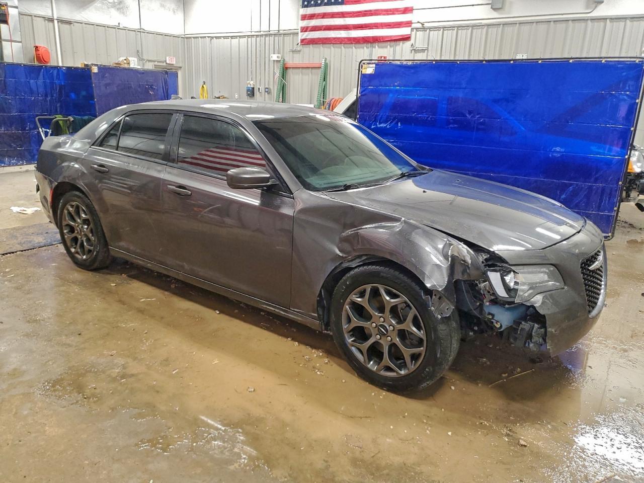 2018 CHRYSLER 300