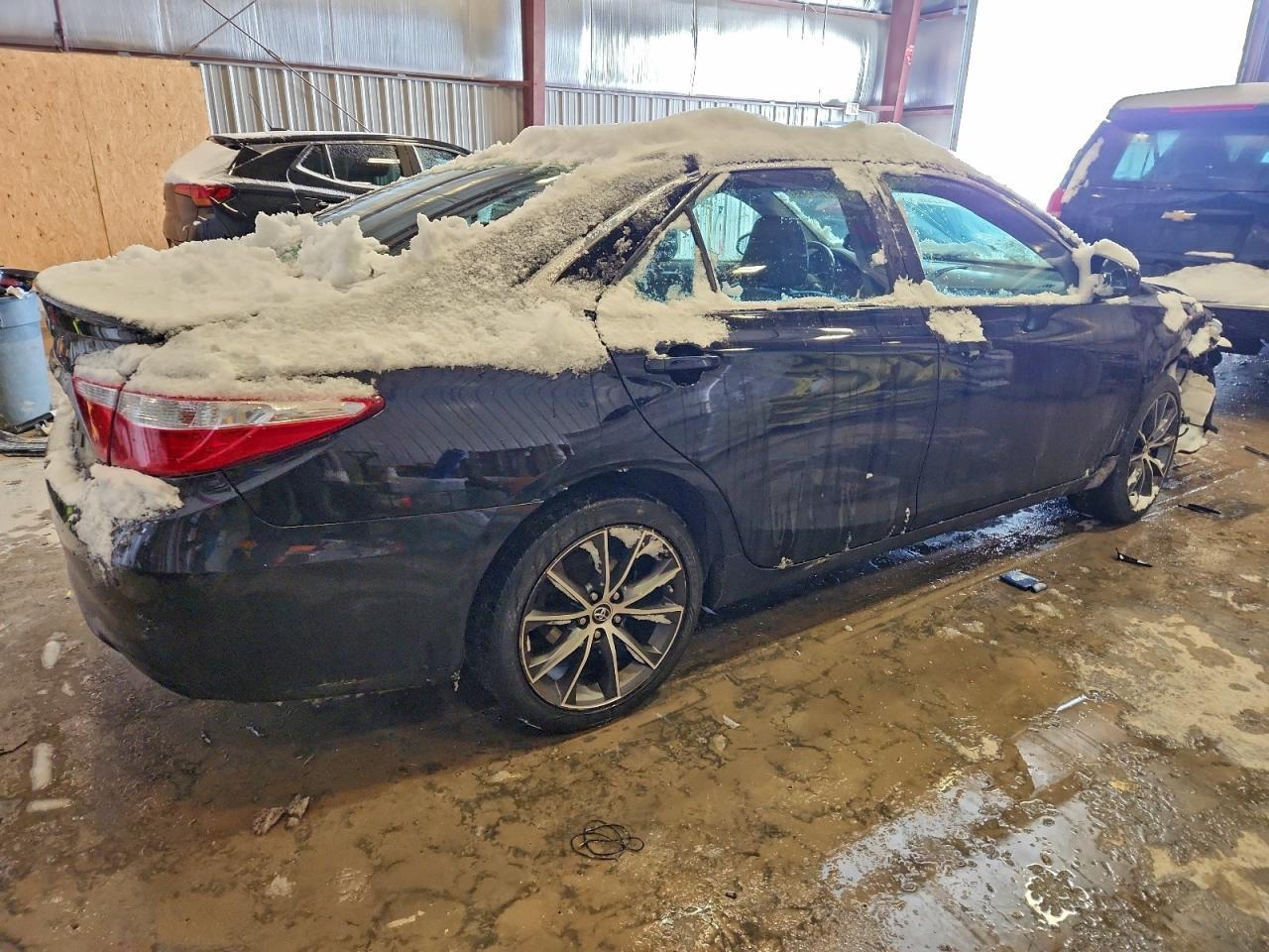 2015 TOYOTA CAMRY